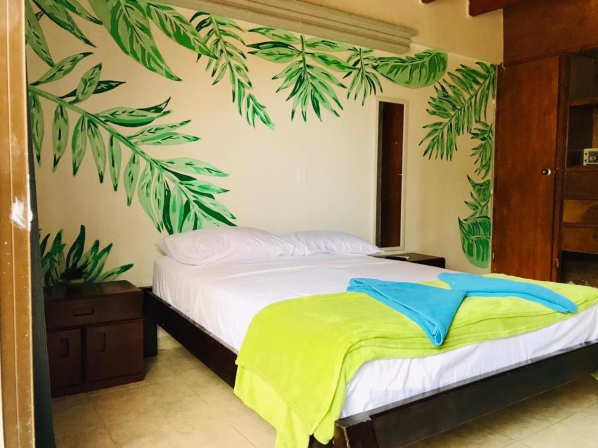 San Andrés Hostal Mom Mariela מראה חיצוני תמונה
